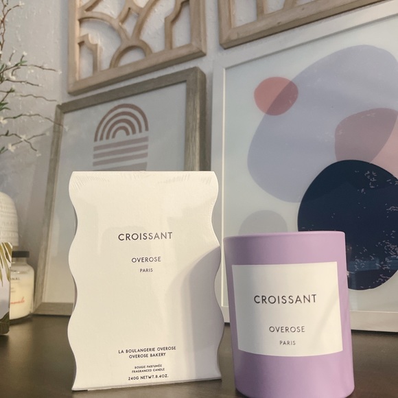 Overose Croissant Candle (NEW) - Picture 2 of 3